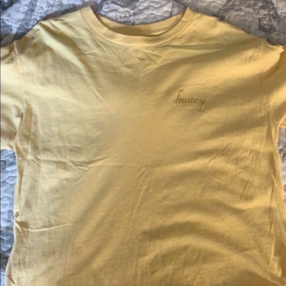 Brandy Melville honey t-shirt